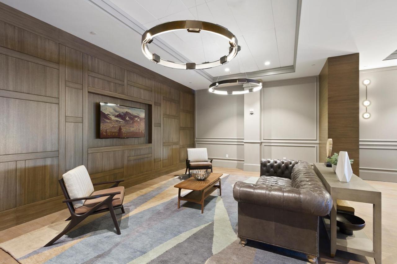 The Vanderbilt Hotel Suites 韦斯特伯里 外观 照片